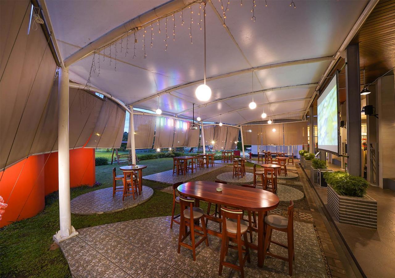Harris Hotel Sentul City Μπογκόρ Εξωτερικό φωτογραφία