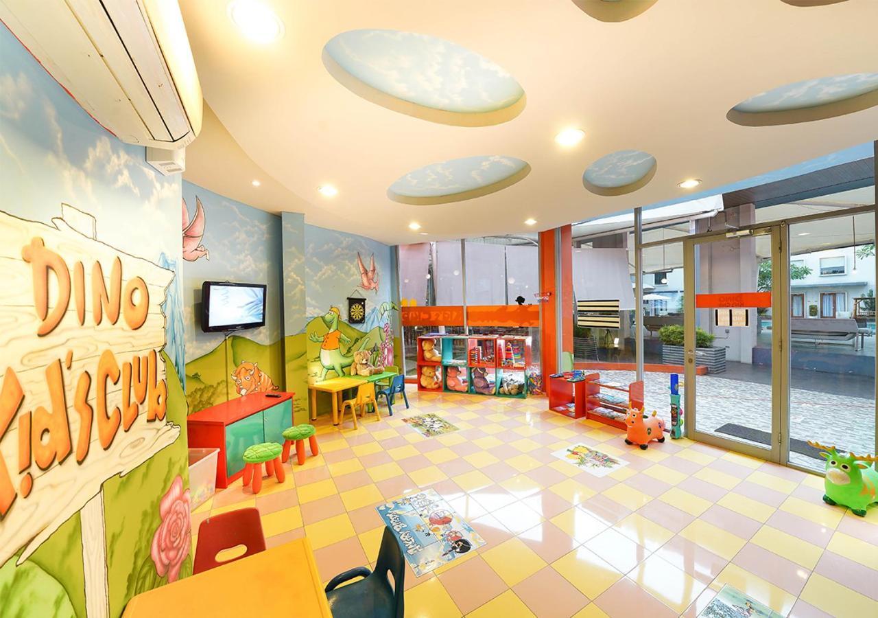 Harris Hotel Sentul City Μπογκόρ Εξωτερικό φωτογραφία