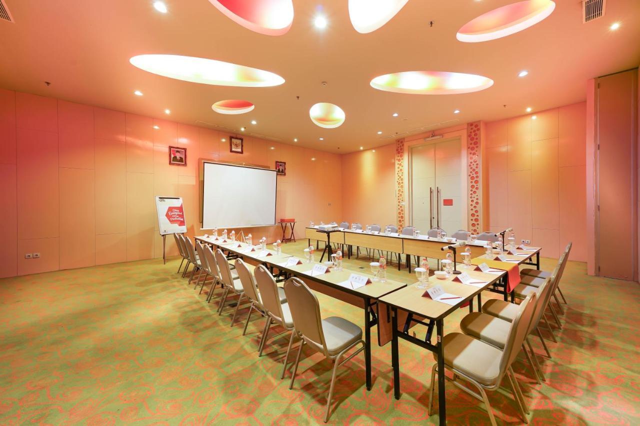 Harris Hotel Sentul City Μπογκόρ Εξωτερικό φωτογραφία